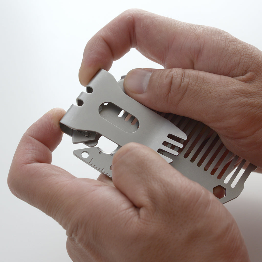 MT03 Comb & Clip Multi-Tool