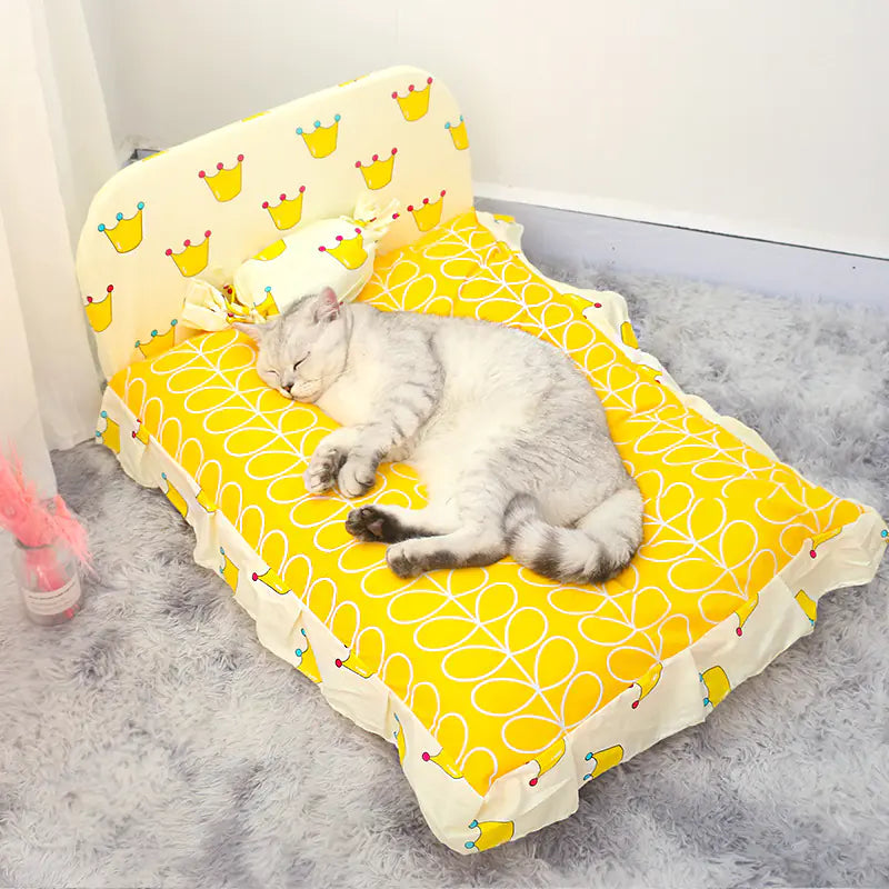 Pet Bed for Small Dogs and , Washable Design