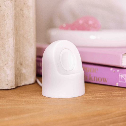 Dynamis Charging Nightstand