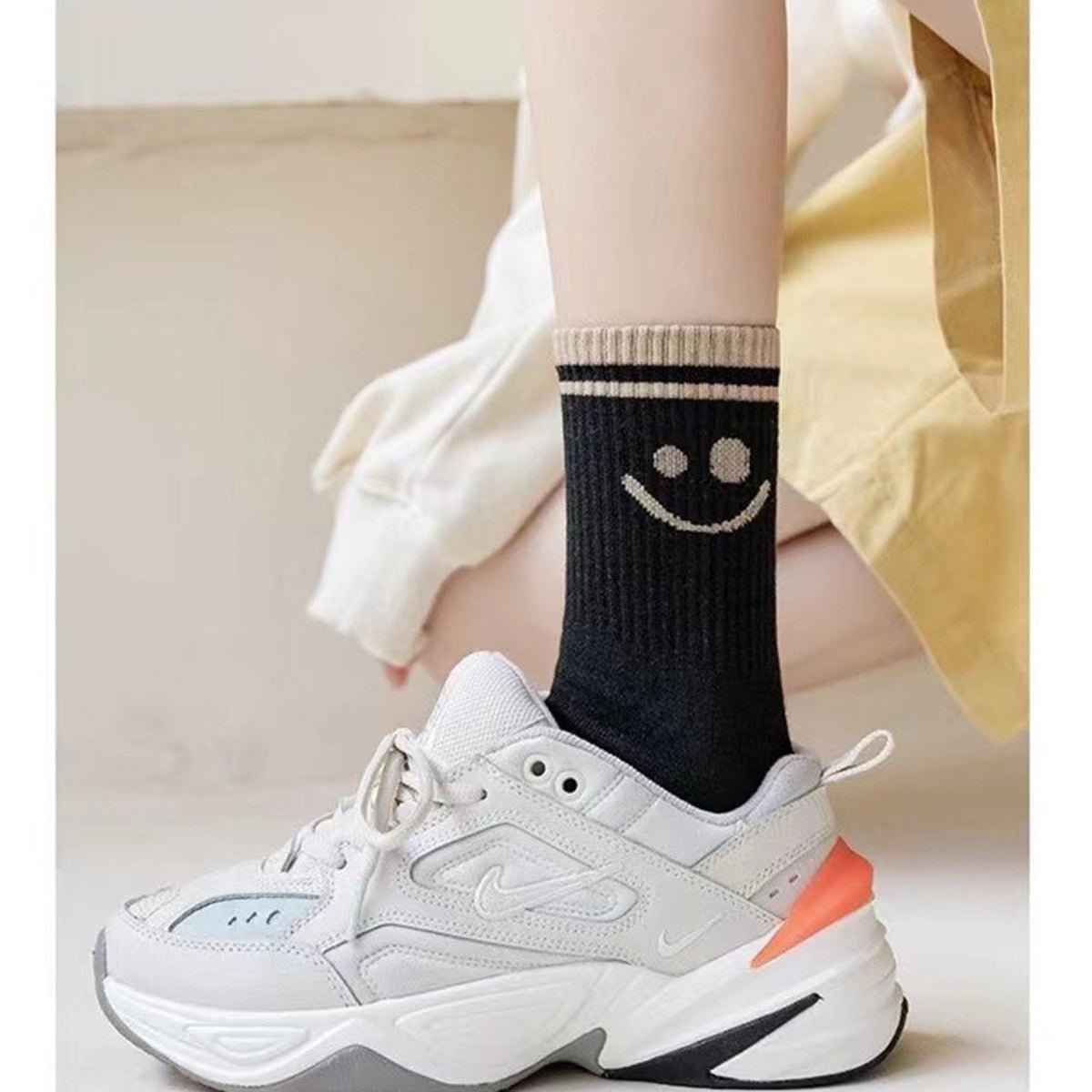 5 Pairs Smiley Face Crew Socks – Cute Cotton Socks for Women