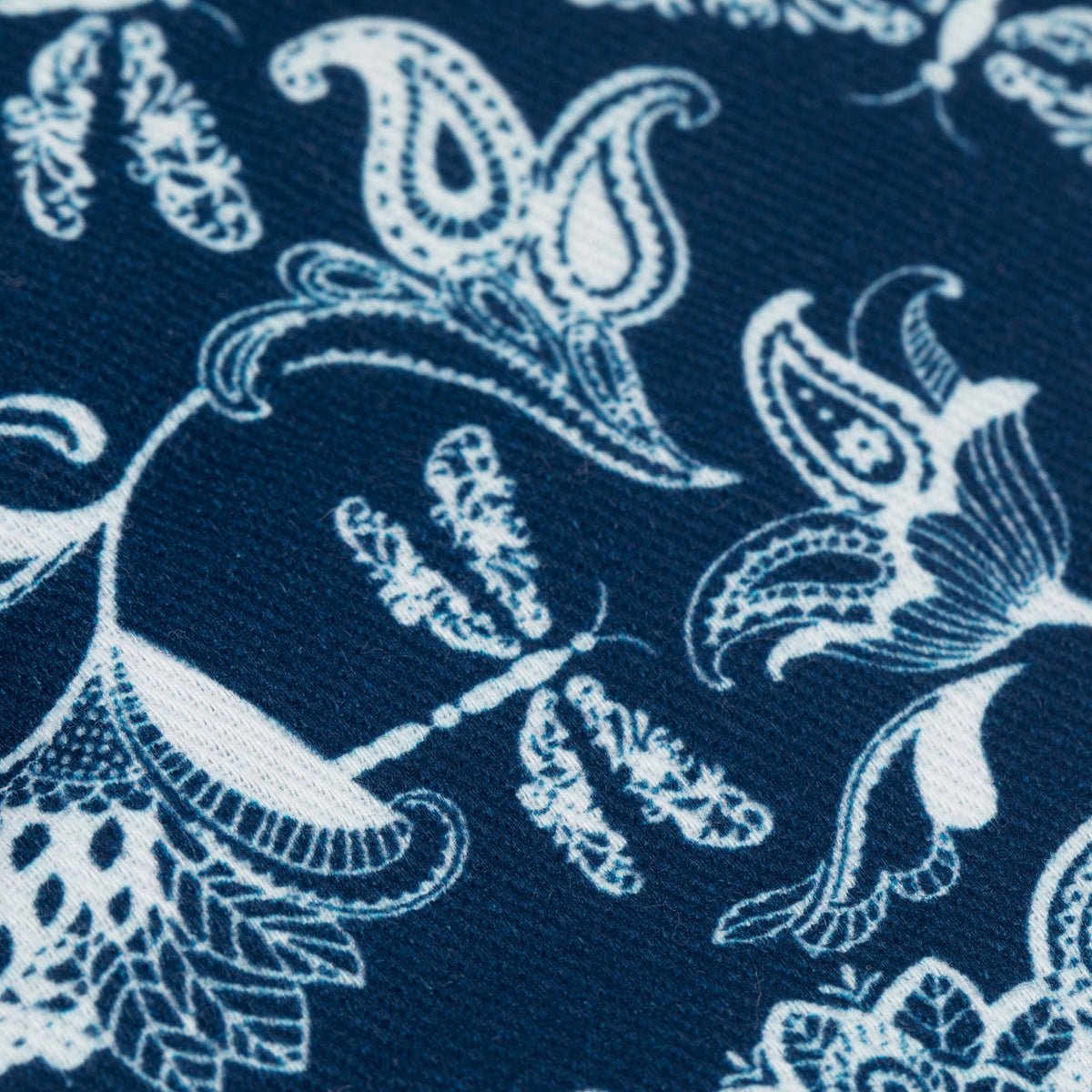 Distinctly Designed Oven Mitts - Set of 2