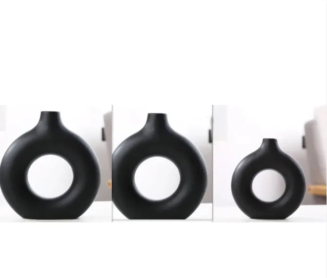 Blumenvase aus gefrostetem Keks