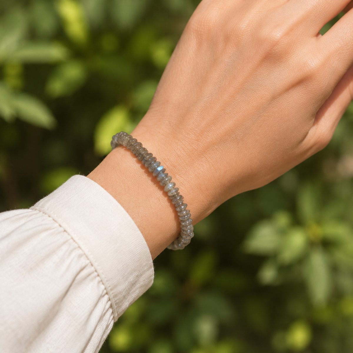 Labradorite Chip Bracelet (Expanded Awareness and Transformation )