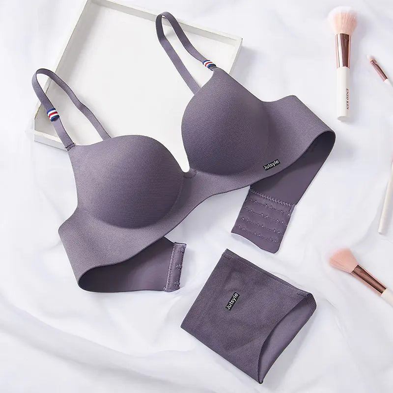 Seamless Comfort Bra Set for Women with Adjustable Fit - Lingerie