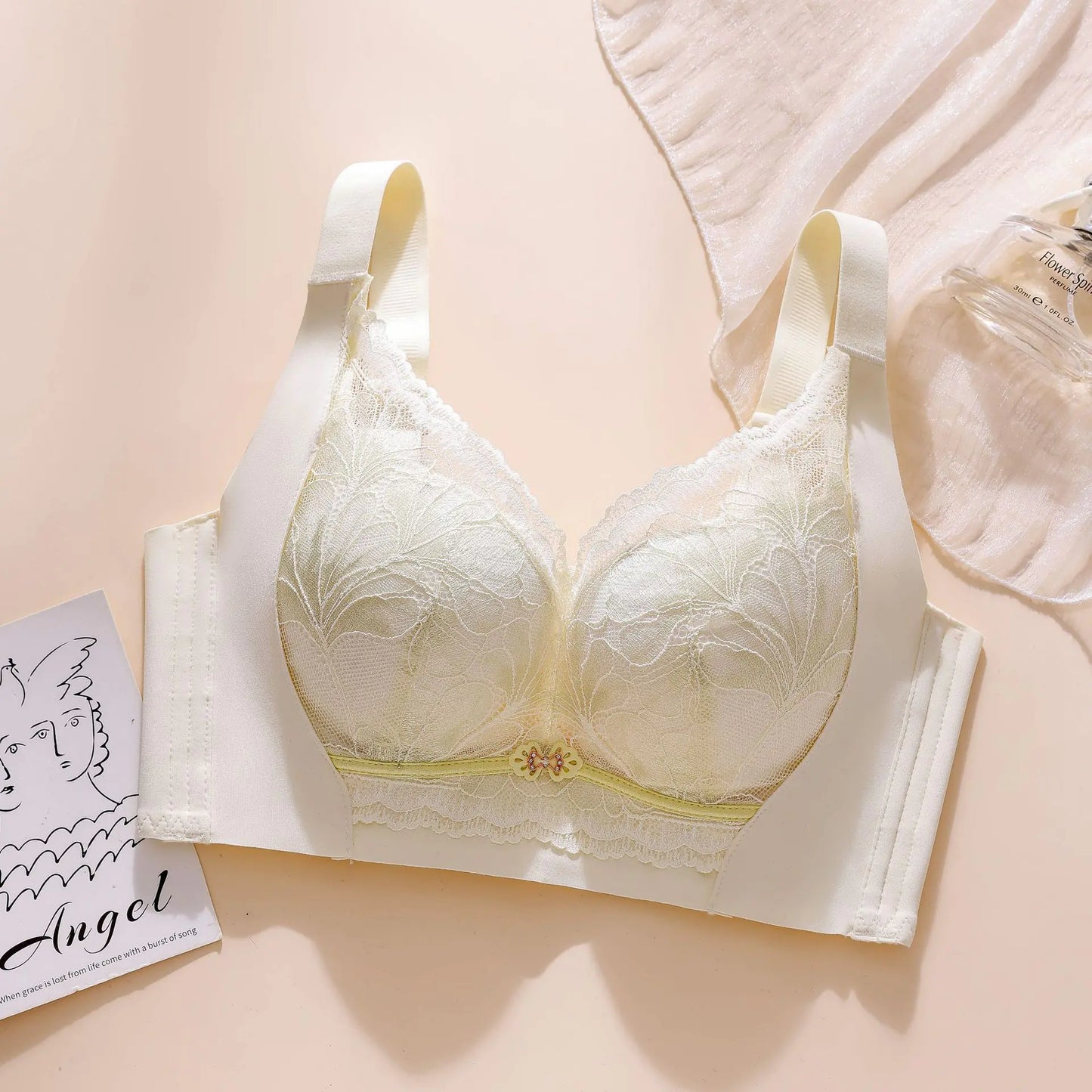 Lace Wireless Supportive Bra for Curvy Women - Lingerie