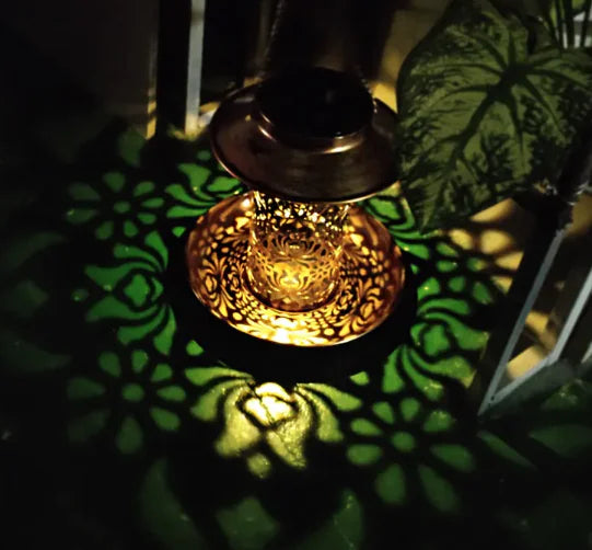 Solar Powered Metal Bird Feeder Lawn Light, Outdoor Garden Decoration - 888