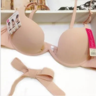 Glossy W Cup Bra - Lingerie