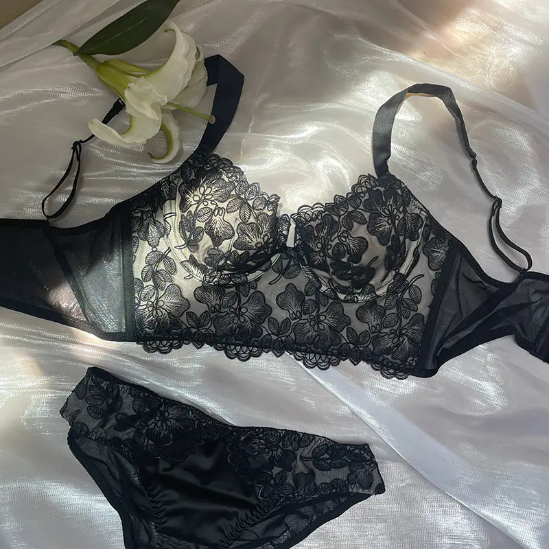French Lace Long-Line Bra Set with Embroidery (Comfort Fit) - Lingerie