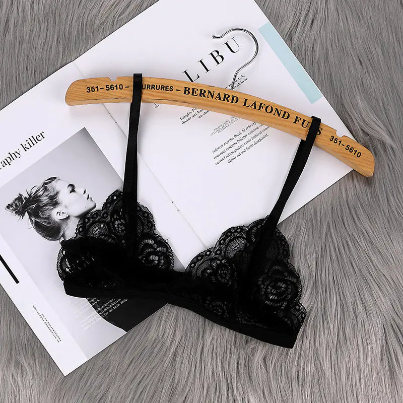 Romantic Thin Lace Triangle Cup Push-up Invisible Bra - Lingerie
