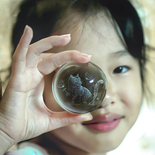Mysti Glow Crystal Ball