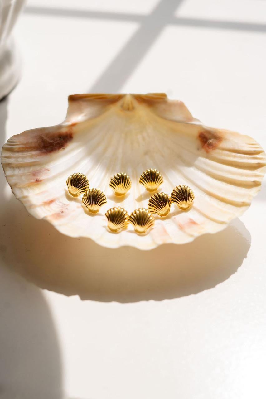 The Meeghan - Gold Shell Stud - 18k Gold Plated - Meeghan Mullin x Lisi Lerch Collection