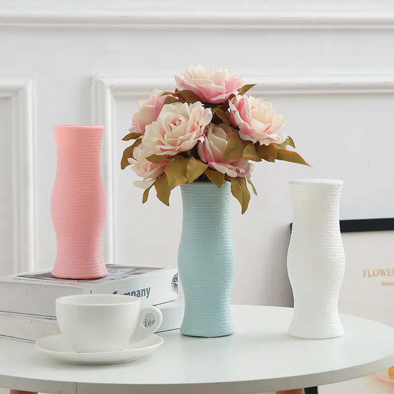 Nordic Style Plastic Vase for Home Decor and Flowers