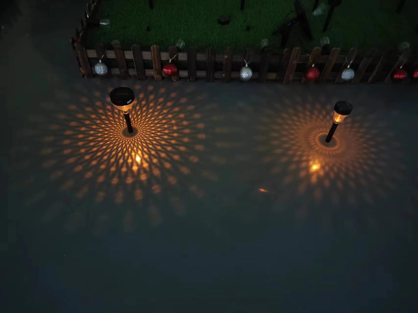 Solar Powered Waterproof Garden Pathway Projection Light - 888