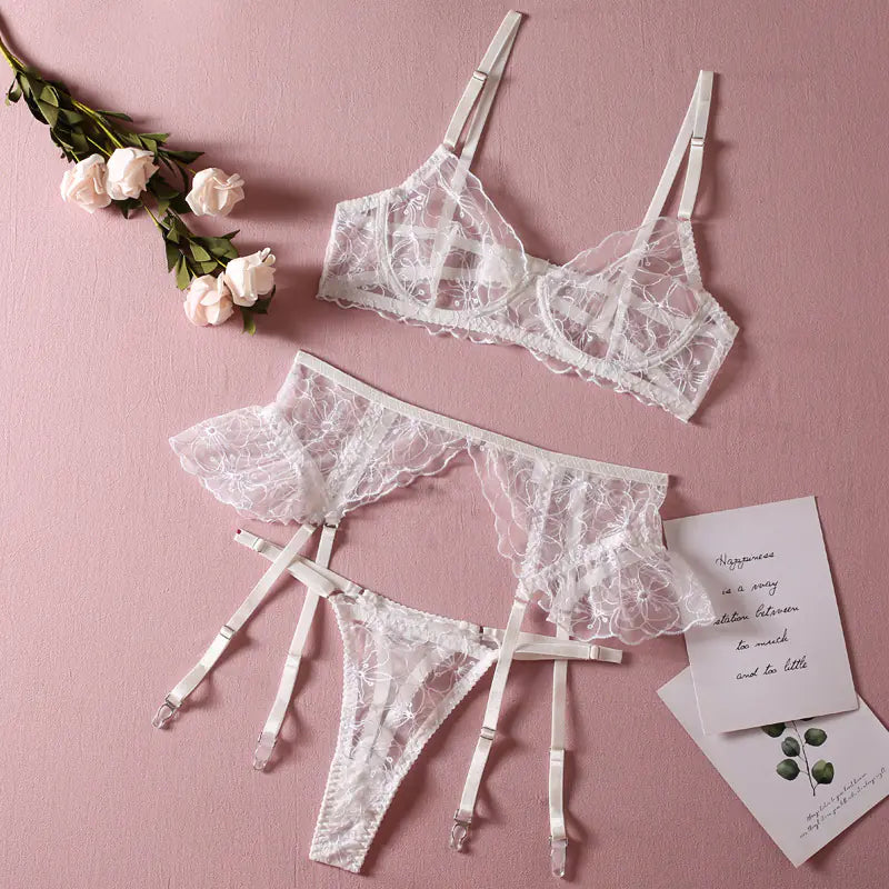 New European Style Sheer Lace Lingerie Set